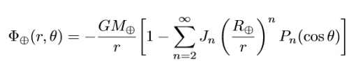 Die korrekte Beschreibung des Gravitationspotentials enthält eine unendliche Summe von Koeffizienten, die die Abweichungen von der Kugelform beschreiben (Formel aus dem Artikel von Tremaine und Yavetz)