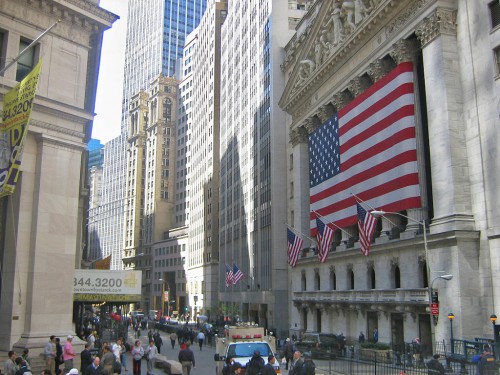 Börse in New York. Sieht wichtig aus, ist aber eigentlich auch nur ein Casino (Bild: CC-BY-SA 3.0