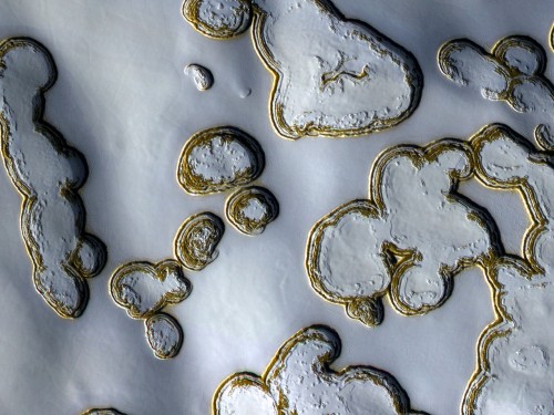 Trockeneis-Schnee am Südpol des Mars (Bild: NASA/JPL/University of Arizona)