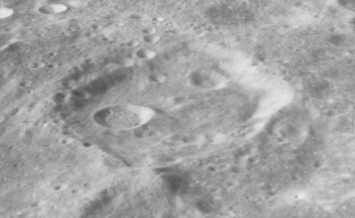 Mondkrater Pannekoek (Bild: NASA)