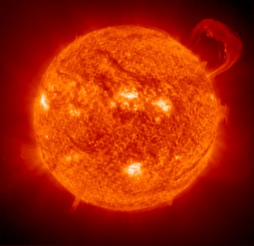 Die Sonne, der alte Kriegstreiber! Bild: NASA/ESA)