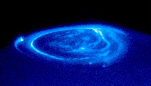 Polarlichter des Jupiter im UV-Licht  (Bild: NASA/ESA, John Clarke (University of Michigan))