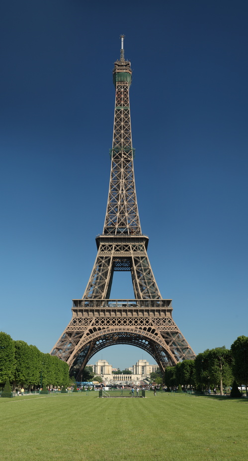 i-b2c37fbb0b52dc8bb1e875de8b4a8e1c-Tour_Eiffel_Wikimedia_Commons-thumb-500x925.jpg