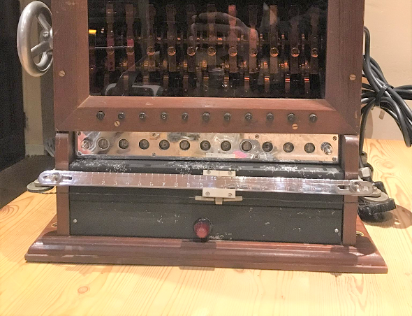 Who knows this cipher (?) machine? – Cipherbrain