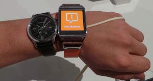 Samsung_Galaxy_Gear_Comparison