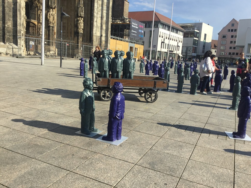 C7B99F82-B7FD-4E2C-87DA-68AAF689D7B6