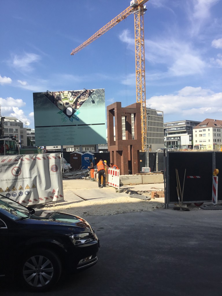 FE8B5A20-8F02-414A-8825-83A03D3DCF88