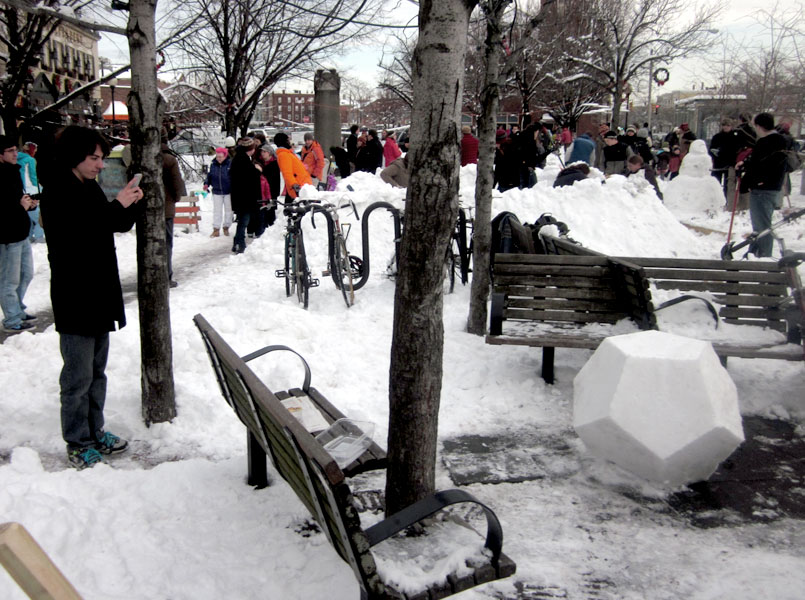 i-e8fd2c0ad593a632c07160b3c7427db0-Snowdecahedron-Dan-Sternof-Beyer-UnionSquare_2.jpg